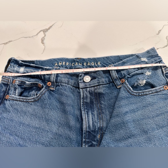 🌸American Eagle Maddie and Kenzie Ziegler Curvy Relaxed Straight Jeans🌸 - Picture 9 of 10
